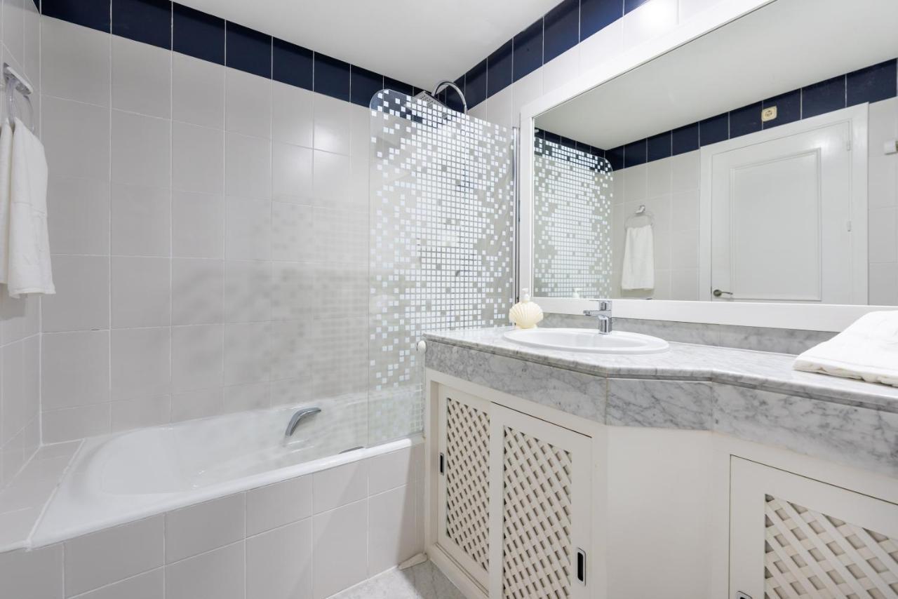 Wintowinrentals Apartamento De Lujo En Medio De Puerto Marina. Benalmadena Luaran gambar