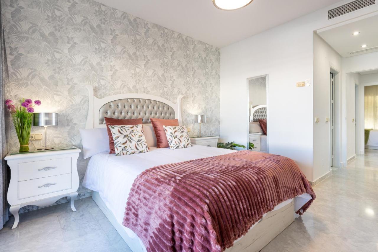 Wintowinrentals Apartamento De Lujo En Medio De Puerto Marina. Benalmadena Luaran gambar